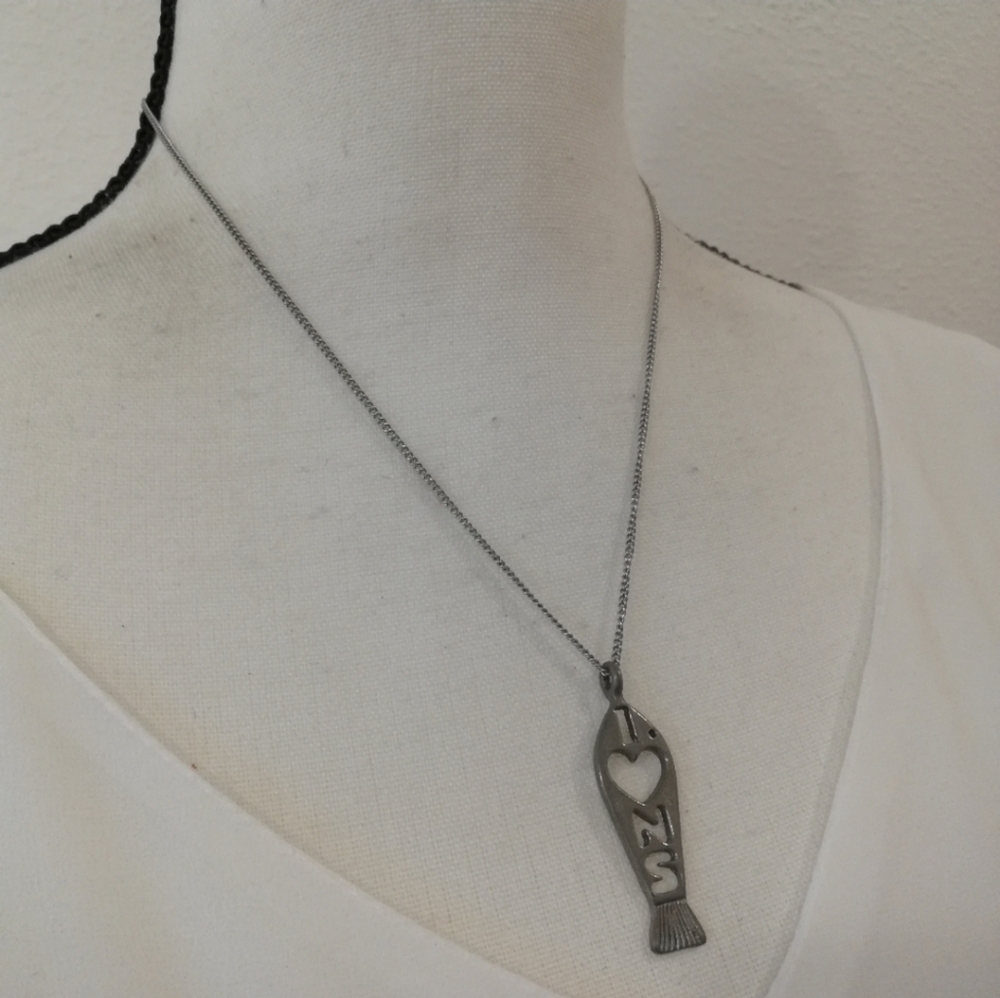 I Heart NS Nova Scotia Fish Souvenir Necklace - Picture 3 of 4